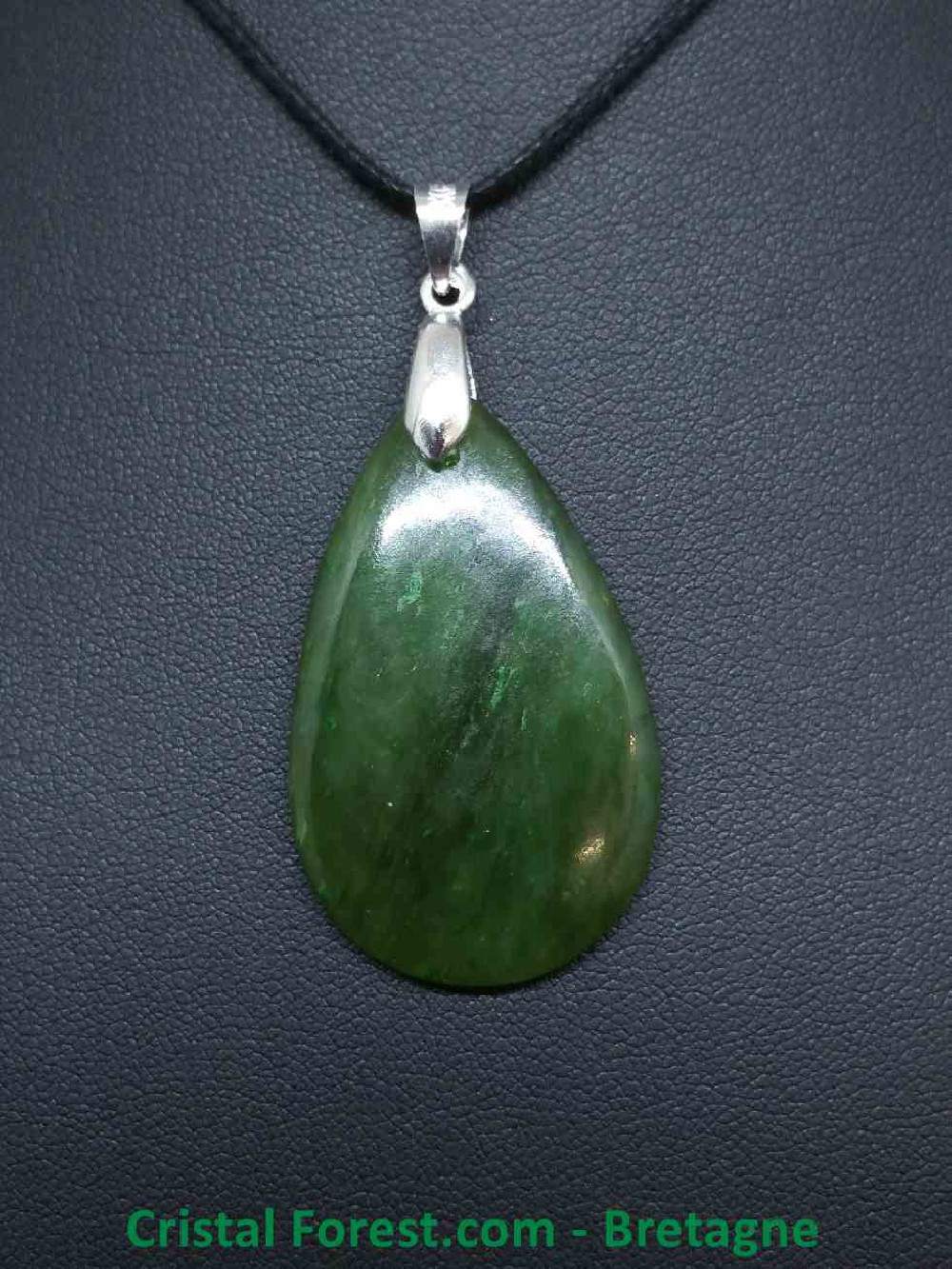 Jade Nephrite du Canada - Pendentif Bélière