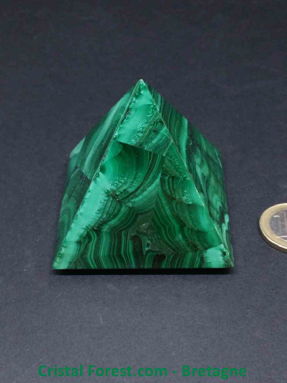 Malachite - Pyramide - H 5.6cm - Base 5.9 x 5.9cm / 158,40gr