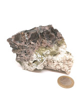 Axinite sur gangue et Diopsite