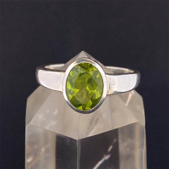 Péridot (Chrysolite) - Bague Sertie Argent - AAA+ - Facettée