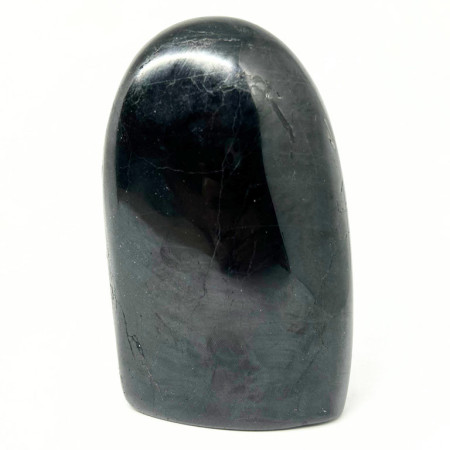 Image d'une forme libre en tourmaline noire