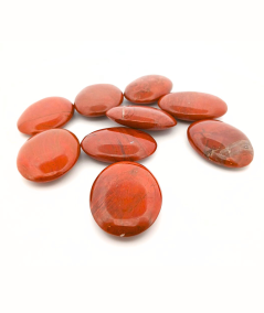 image de galet en jaspe rouge