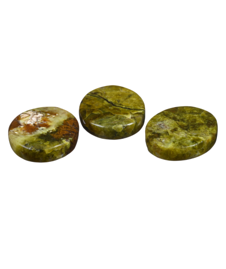 Photo de galets plats en opale verte
