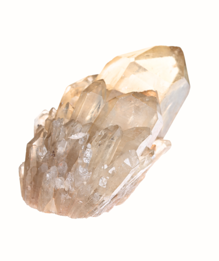 Photo d'un amas de pointes en citrine naturelle