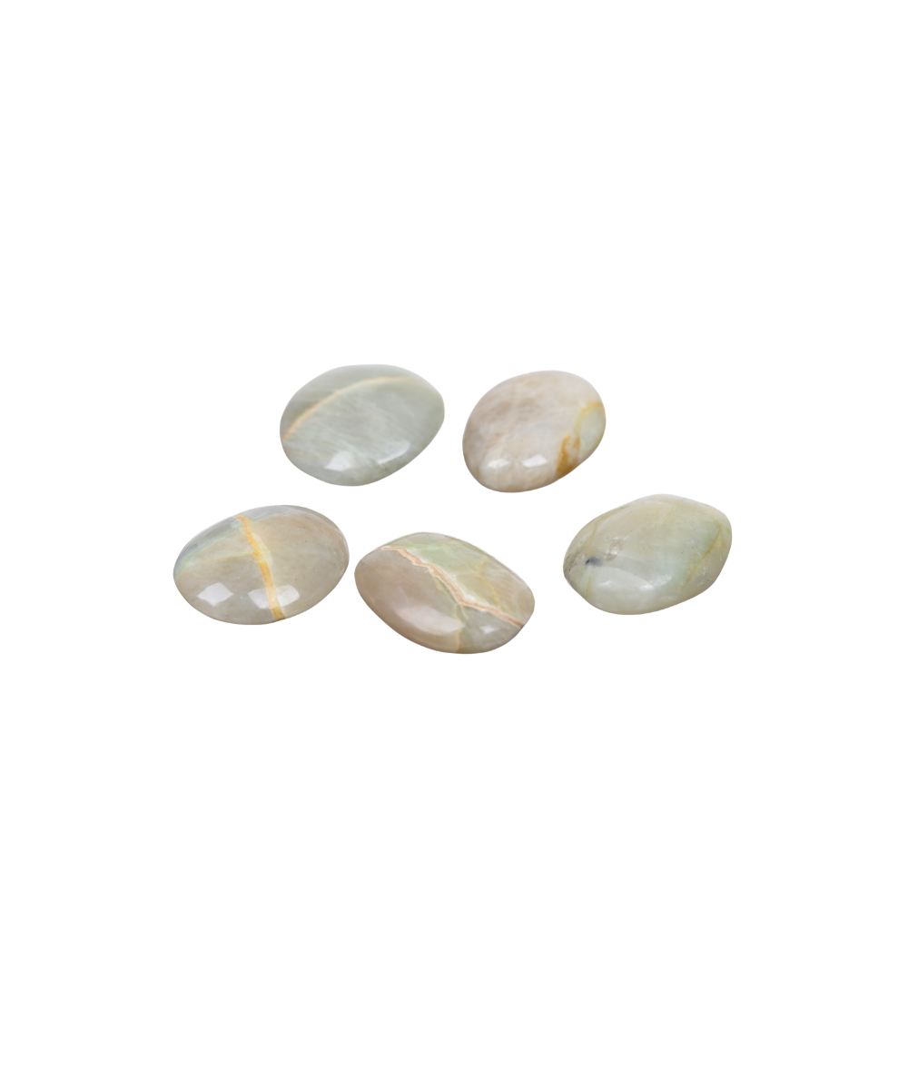 Photo de galets en pierre de lune verte