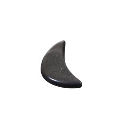 Photo d'une demi-lune en obsidienne argentée