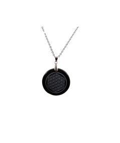 Photo d'un pendentif gravé en fleur de vie en obsidienne noire