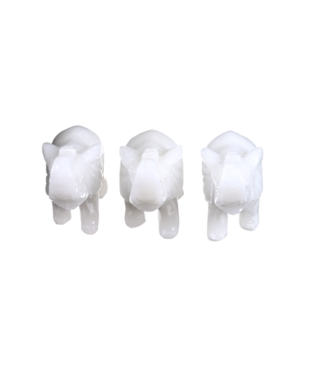 photo d'un éléphant en jade blanc