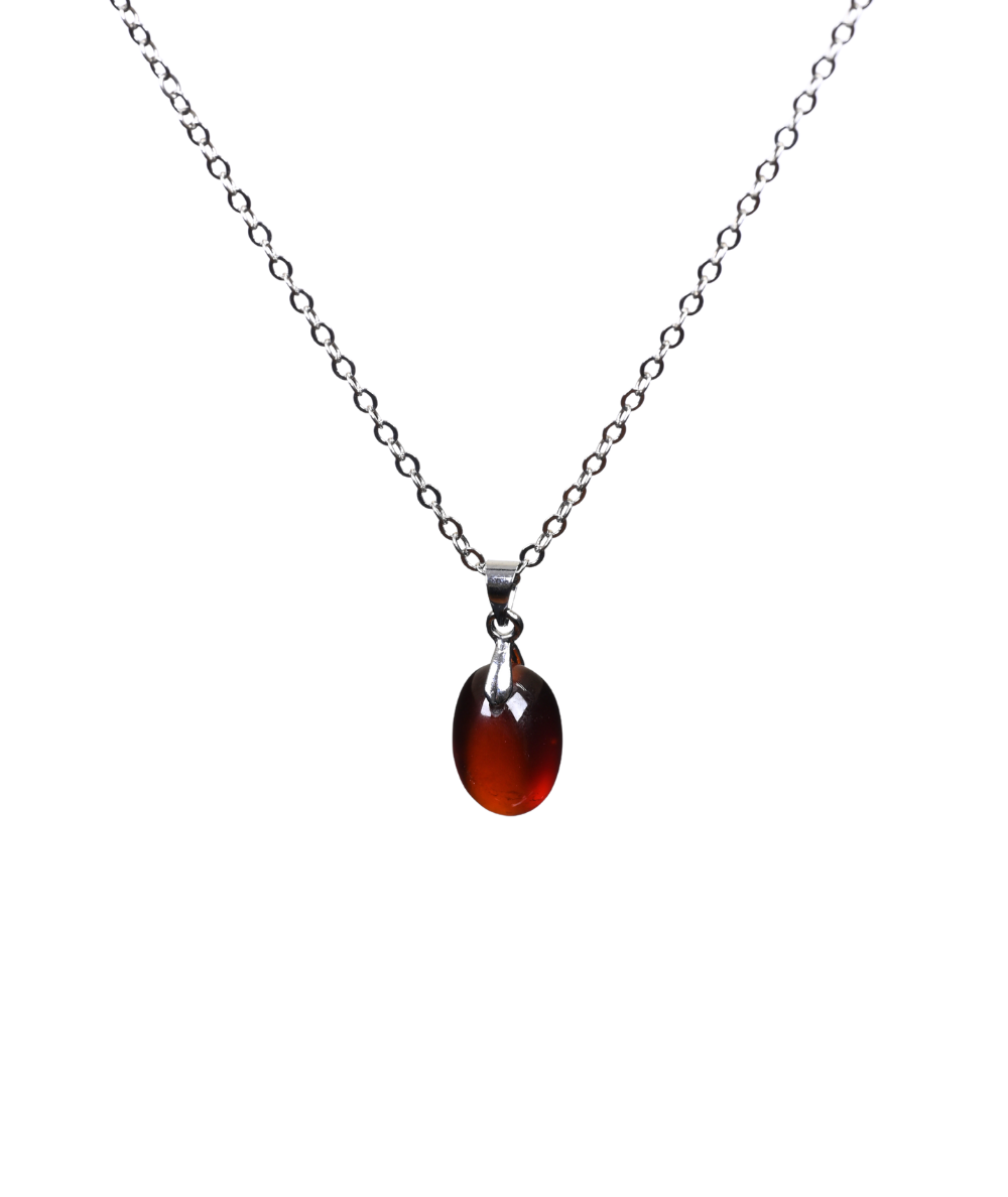 Image d'un pendentif en grenat rouge