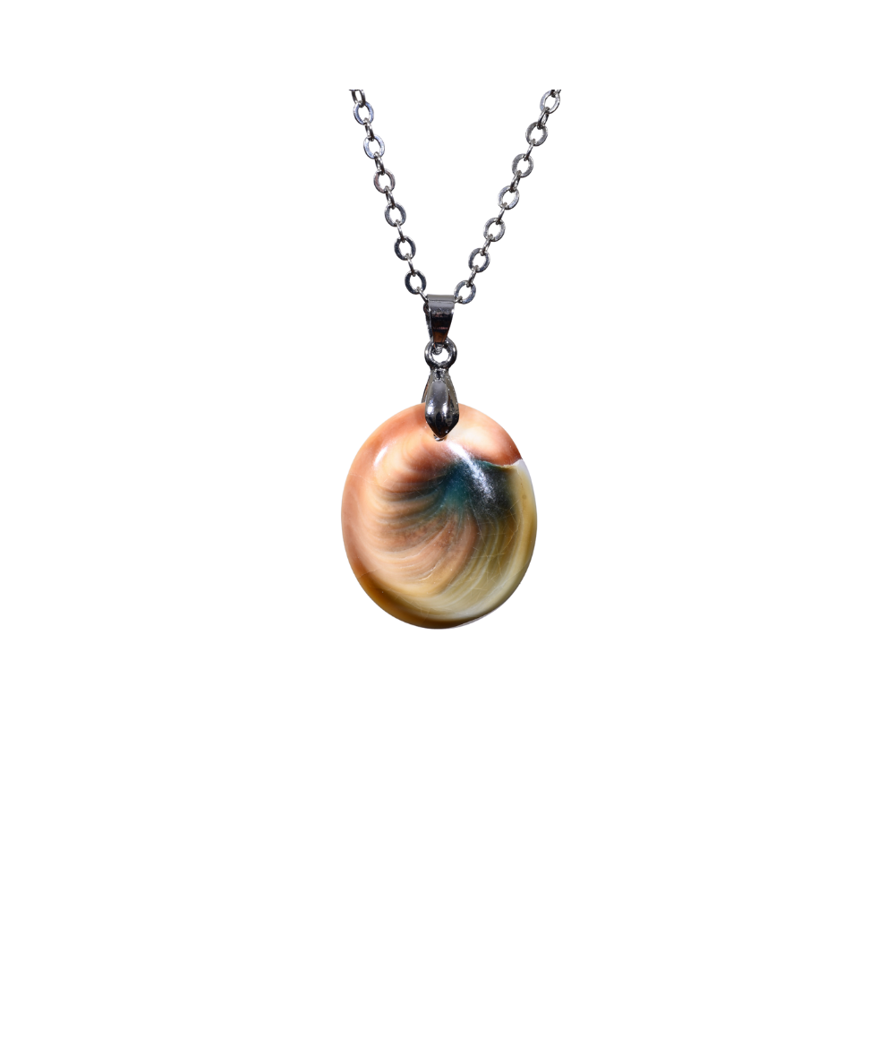 Image d'un pendentif en oeil de sainte lucie