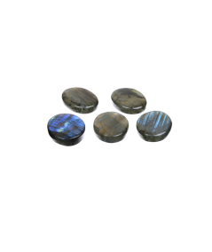 Image de galets plats en labradorite