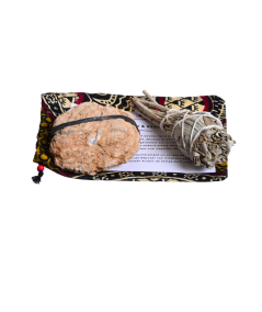 Photo d'un baton de sauge blanche et d'une geode en cristaux de calcite