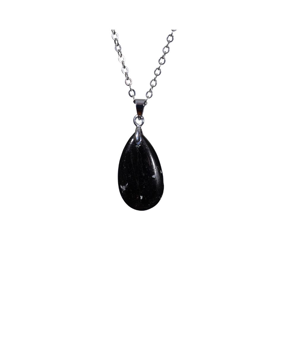 Image d'un pendentif en tourmaline noire
