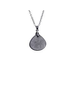Image d'un pendentif en tourmaline noire