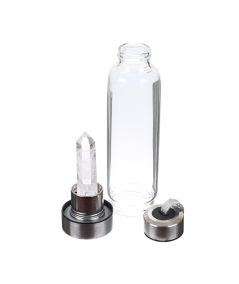 Image d'une gourde en verre avec une pierre en cristal de roche