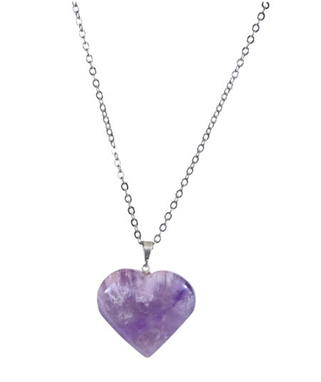 Image d'un pendentif coeur en améthyste