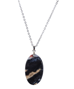 Image d'un pendentif en agate noire rubanée naturelle