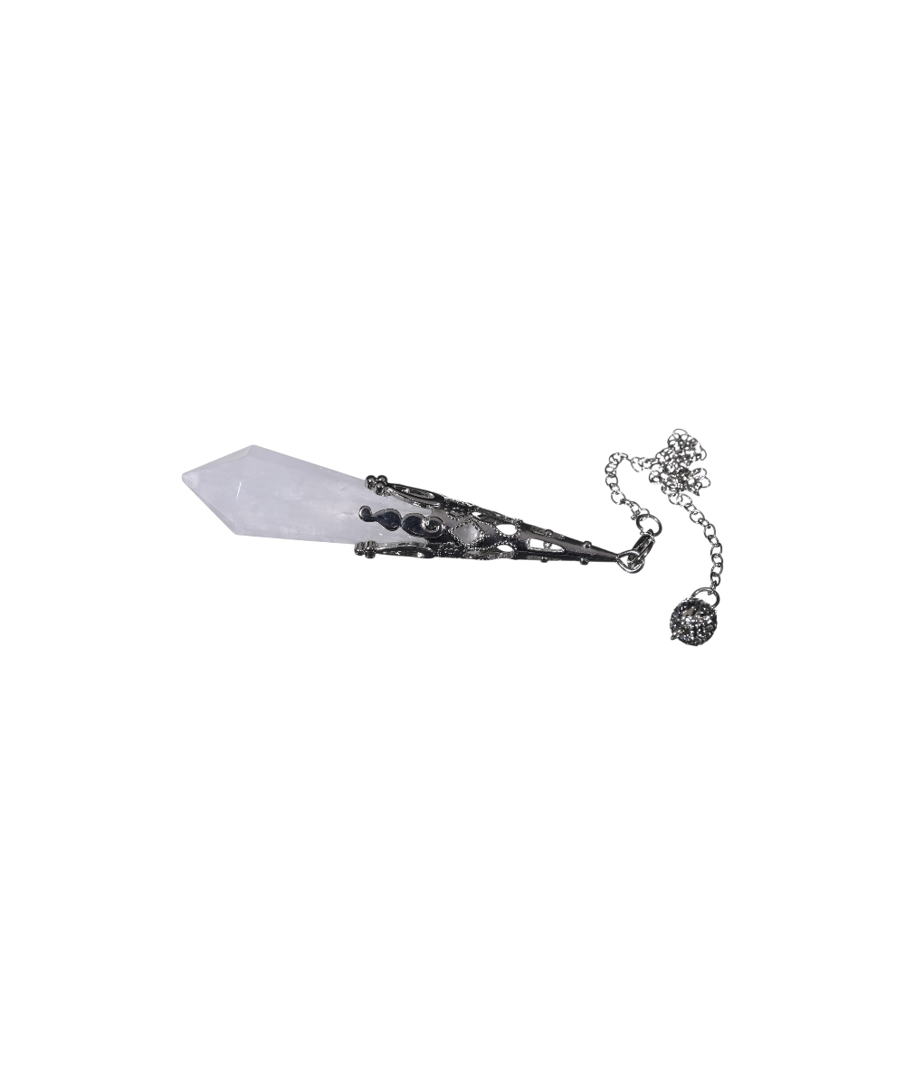 Image d'un pendule facetté en forme losange en cristal de roche