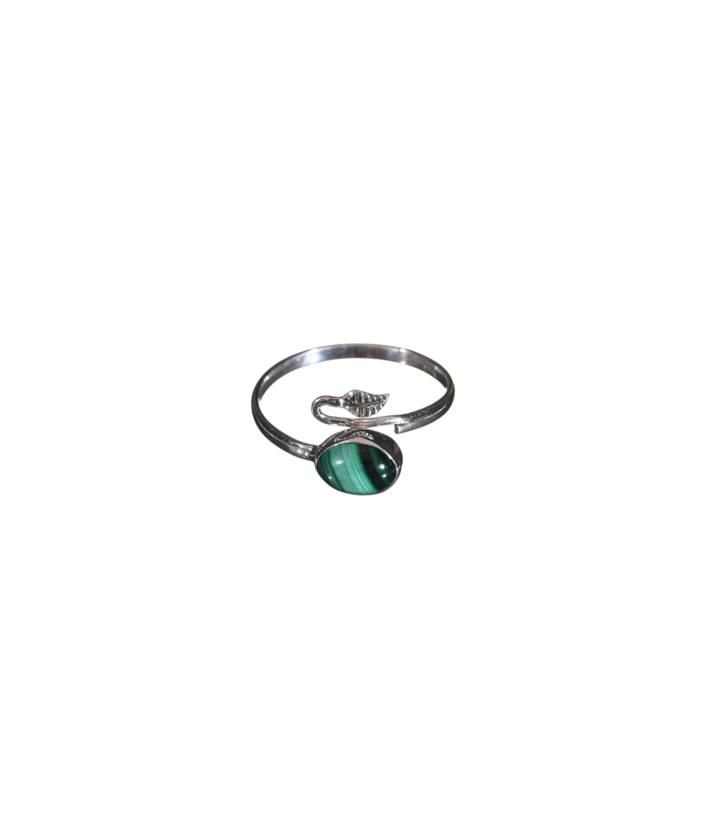 Image d'une bague réglable en malachite