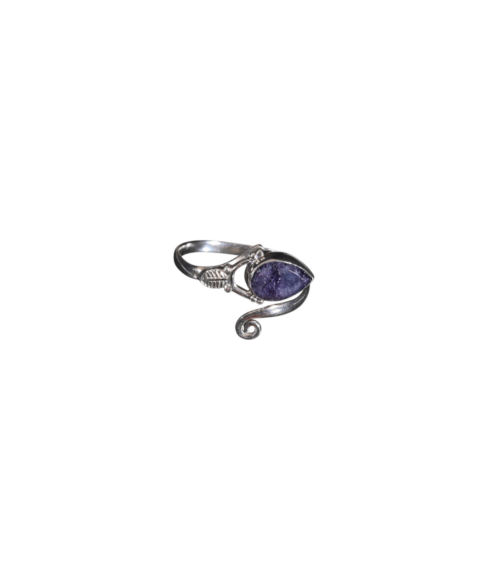 Bague serti argent en tanzanite