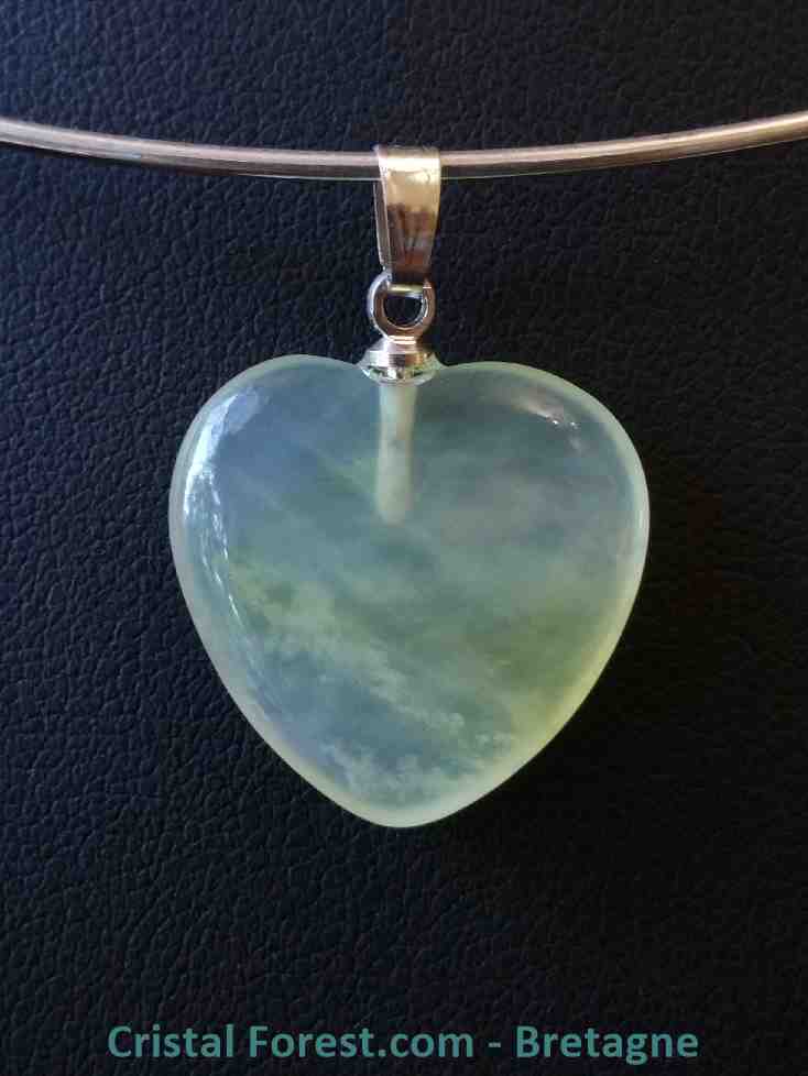 Jade de Chine serpentine : pendentif coeur