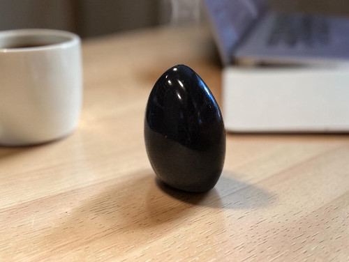 Forme libre en tourmaline noire