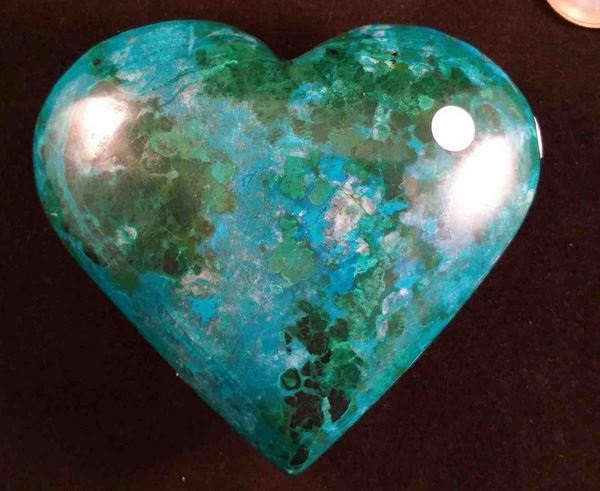 cœur chrysocolle pour les relations amoureuse